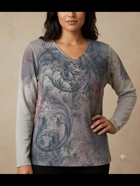 ​Appropriate Behavior Silver Gray Graphic V-Neck Thermal Top 2X / 2XG